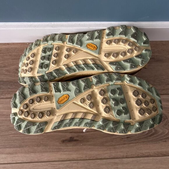Size 11.5M - Hoka One One Tor Ultra Lo Elite Terrain System - Wheat Mushroom - Picture 4 of 5